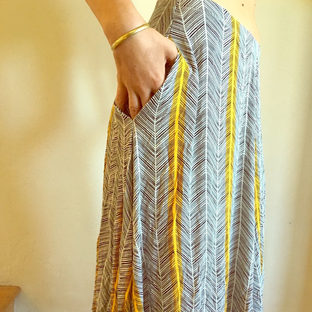 Medium length pattern skirt